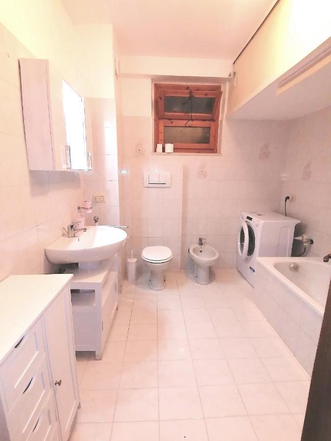 Marine Kiss Apartment Civitavecchia Luaran gambar